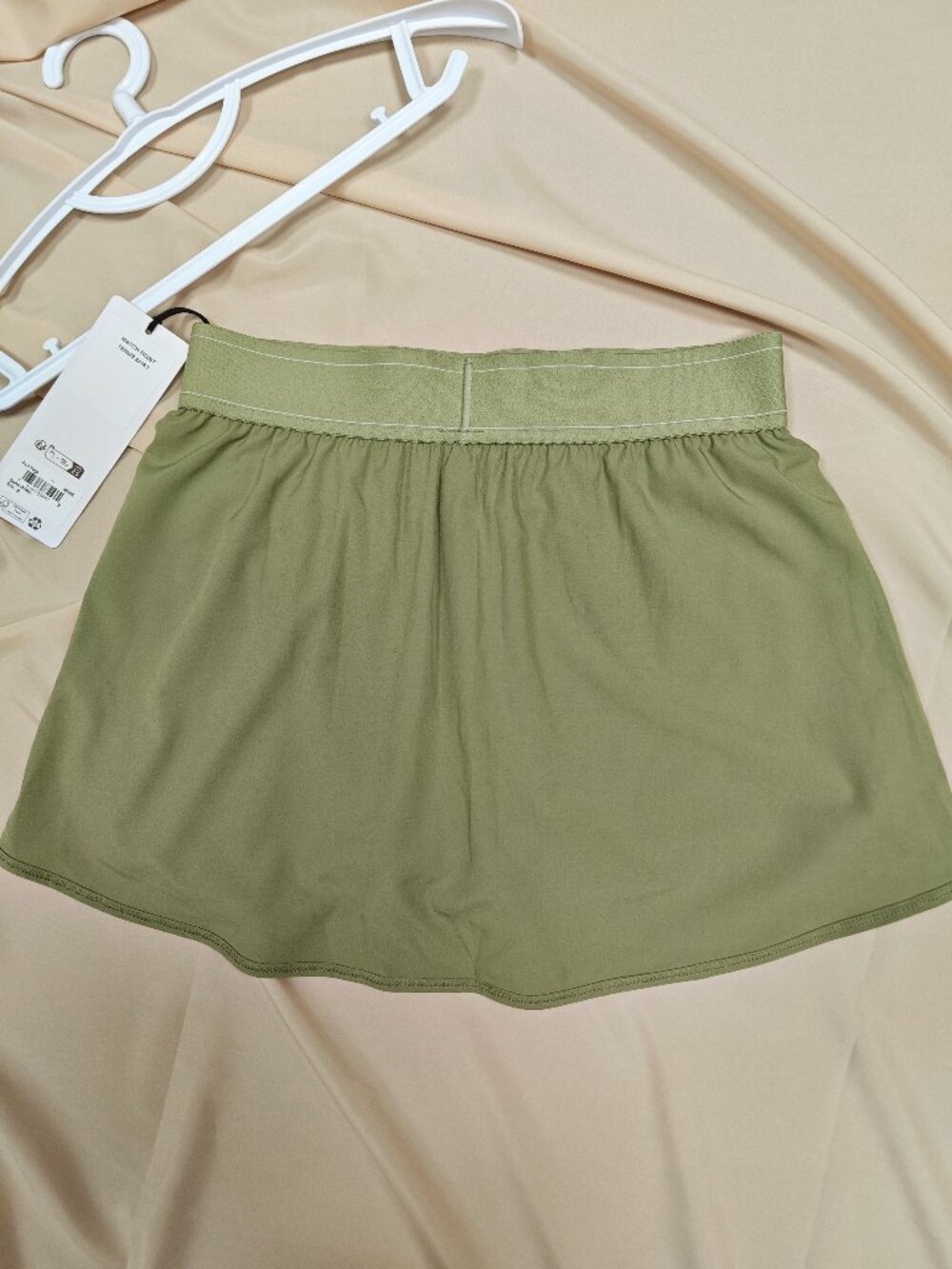 NWT ALO Yoga Match Point Tennis Skirt Dune Grass Built-In Shorts 😍❤ - Picture 5 of 7